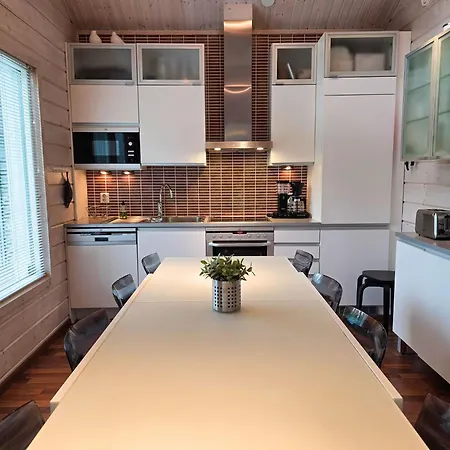 - 10 Hloe, Himos Laensihuippu Villa Jamsa