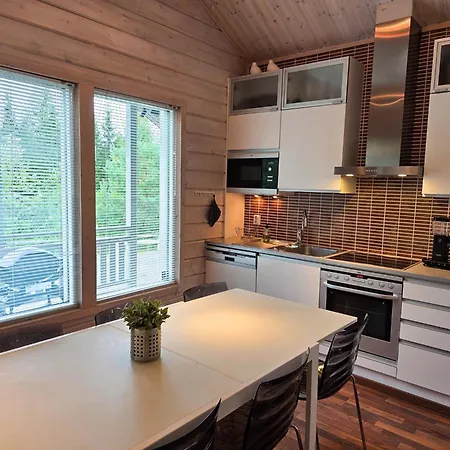 - 10 Hloe, Himos Laensihuippu Villa Jamsa