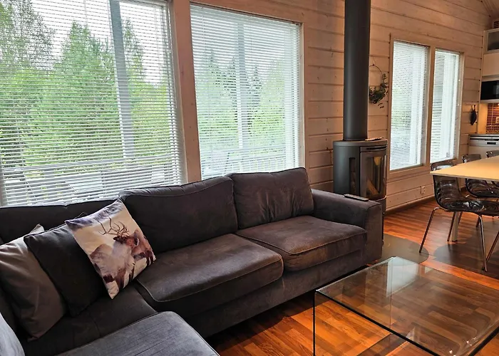 - 10 Hloe, Himos Laensihuippu *